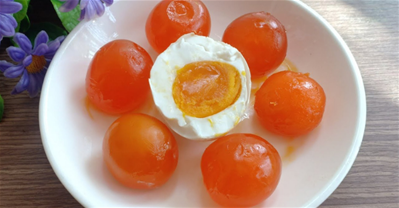 2 cách làm trứng muối (hột vịt trứng muối) siêu ngon đơn giản nhất tại nhà