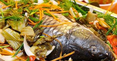 2 Cách nấu canh dưa chua với cá ngon chuẩn vị của Người Bắc Bộ và Nam Bộ