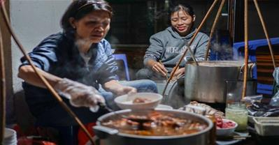Ăn phở gánh Hà Nội ở đâu? 6 quán phở gánh ngon ngất ngây mở xuyên đêm