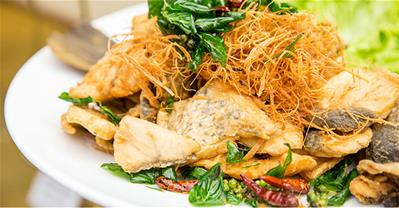 Ăn thả ga buffet 200 món Thái với giá chỉ 150k