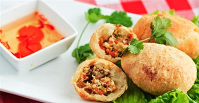 Cách làm bánh rán nhân thịt vàng ruộm nóng hổi