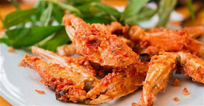 Cách làm càng ghẹ rang muối mặn ngọt ngon như nhà hàng ai cũng làm được