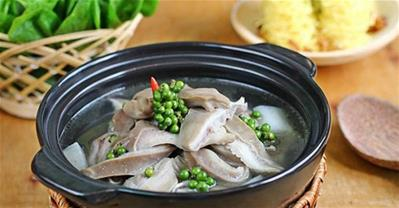 Cách làm dạ dày hầm tiêu xanh nóng hổi xua tan mệt mỏi
