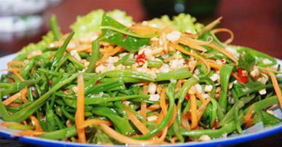 Cách làm nộm rau muống xanh, giòn ngon miễn chê
