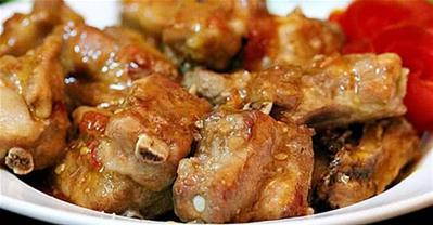Cách làm sườn non ram mặn ngọt ĐẬM ĐÀ tốn cơm