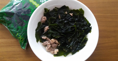 Cách nấu canh rong biển thịt bằm ngon, không tanh tại nhà