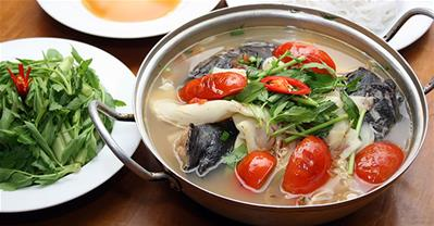 Cách nấu lẩu cá tầm măng chua đơn giản ngay tại nhà