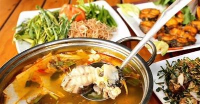 Cách nấu lẩu cá tầm miền Bắc chua cay ngon nhất, không bị tanh