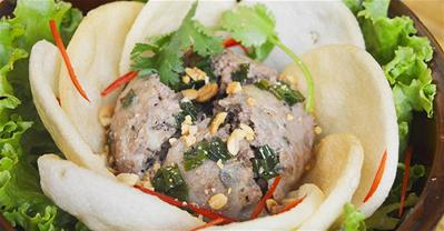 Chỉ bạn cách làm chả đùm Nam Bộ thơm ngon, lạ miệng