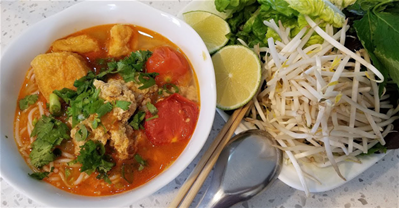 Đổi gió với cách nấu bún riêu thịt đậm đà tại nhà