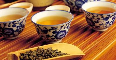 [Gợi ý] 15 đặc sản Huế làm quà vừa ngon vừa rẻ cho khách du lịch