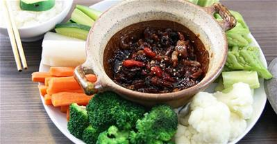Học cách làm kho quẹt chuẩn vị Nam Bộ chấm rau củ luộc