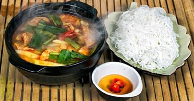 Lạ miệng với cách làm chả cá om măng chua cay hấp dẫn