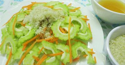 Lạ miệng với cách làm gỏi khổ qua chà bông giòn ngon