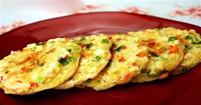 Làm món cơm nguội chiên trứng hấp dẫn cả nhà yêu thích