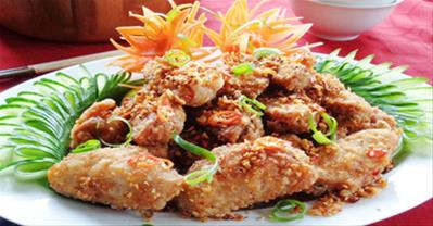 Mách bạn cách làm cánh gà chiên tỏi ớt thơm nức