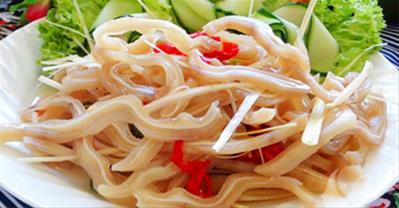 Mách bạn cách làm tai lợn muối chua ngọt cả nhà cùng mê