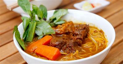 Mách bạn cách nấu hủ tiếu bò kho ngon đúng vị miền Nam