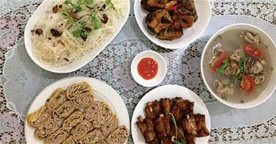 Thực đơn hàng ngày cho 1 tháng đầy đủ dinh dưỡng (Có ảnh minh hoạ)