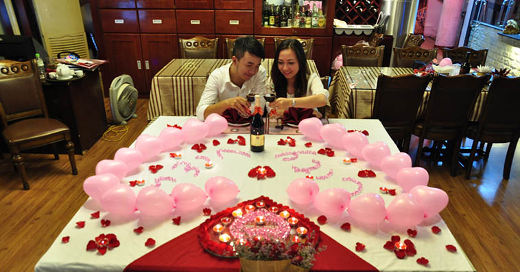 TOP quán ăn lãng mạn, view đẹp dành cho 2 người ở Hà Nội