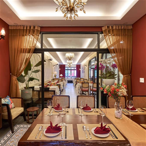 Nhà hàng không gian đẹp - CHECK-IN lung linh