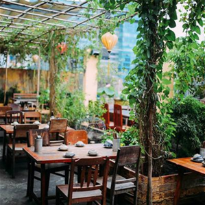 Nhà hàng SÂN VƯỜN view thoáng, sức chứa lớn