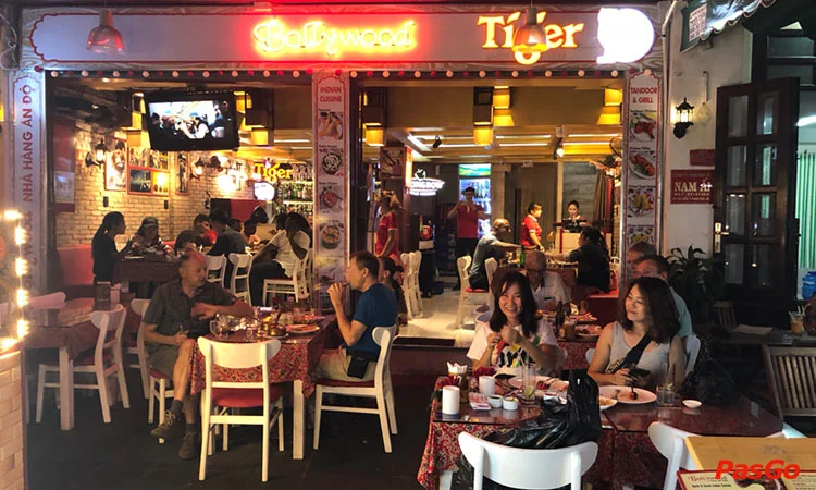 Bollywood-indian-restaurant-&-bar-bui-vien-9