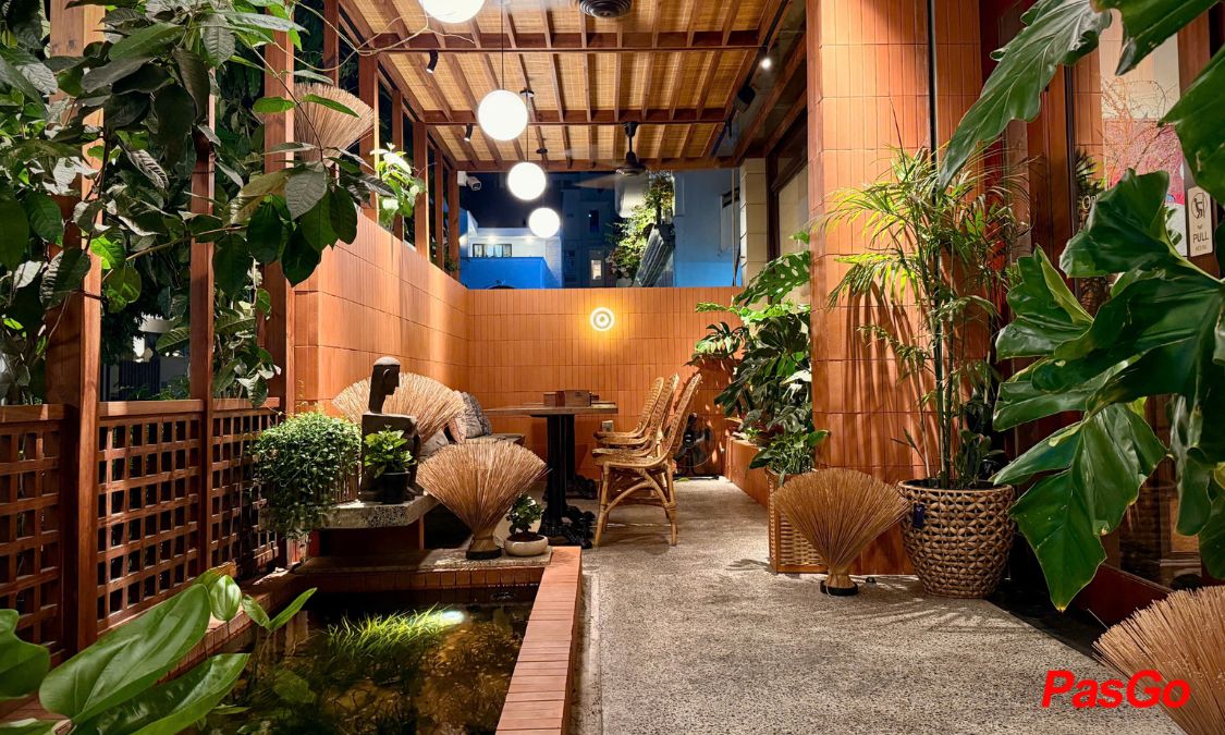 Chạm Bistro Garden - Phạm Thái Bường - 11