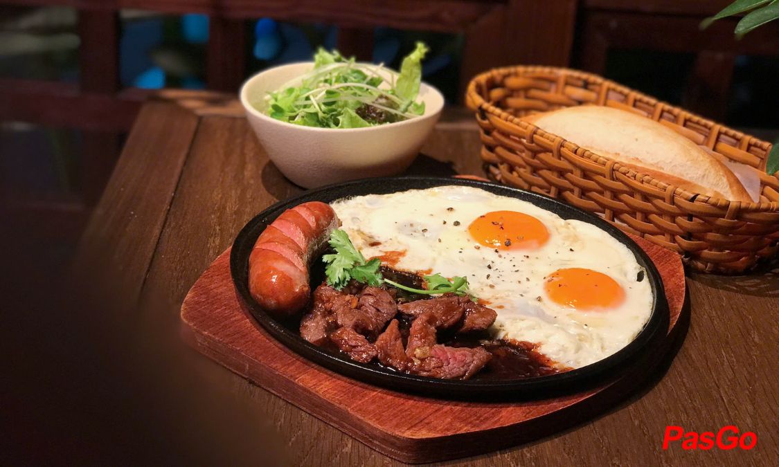 Chạm Bistro Garden - Phạm Thái Bường - 3