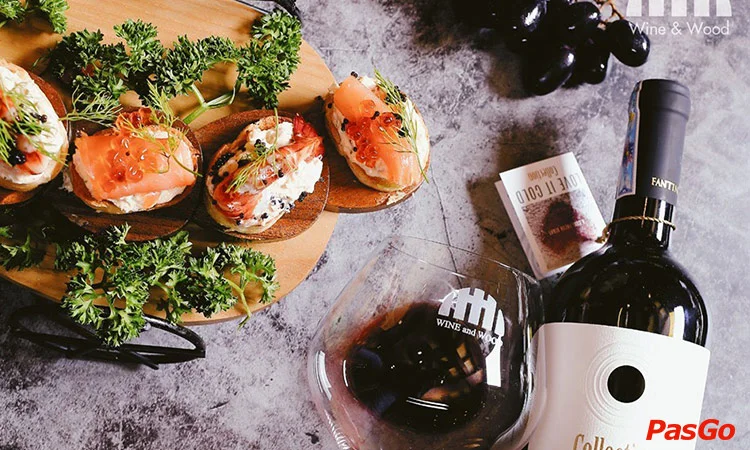 ham-ruou-vang-wine-&-wood-han-thuyen-7