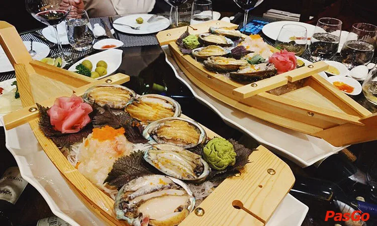 ham-ruou-vang-wine-&-wood-han-thuyen-9