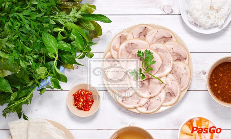 hoang-ty-hoa-mai-slide-2