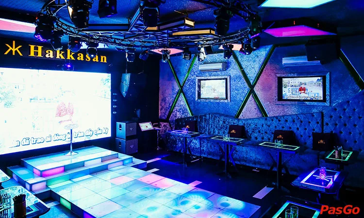 kingdom-karaoke-tran-quang-khai-slide-4