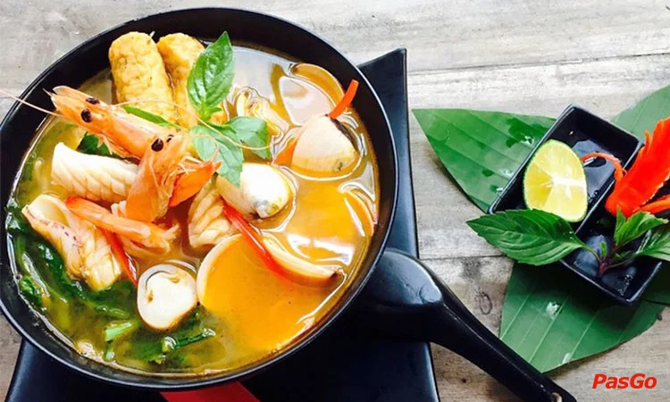 koh-yam-thai-kitchen-thai-ha-slide-2