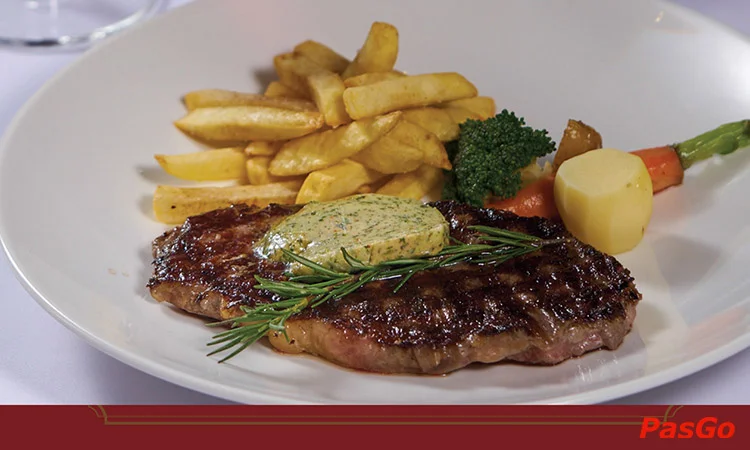 Nhà hàng Maison Mận-Đỏ Restaurant Trần Nhật Duật Ẩm thực Á Âu đặc sắc 4