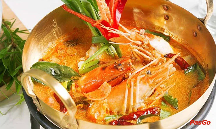 mays-urban-thai-dine-dong-khoi-1