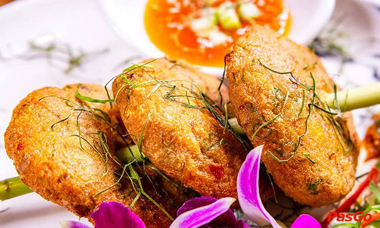 mays-urban-thai-dine-dong-khoi-5