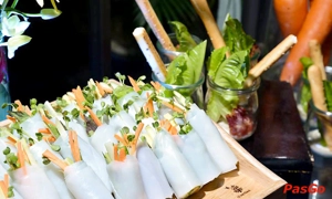 mot-hai-bar-eastin-grand-hotel-slide-5
