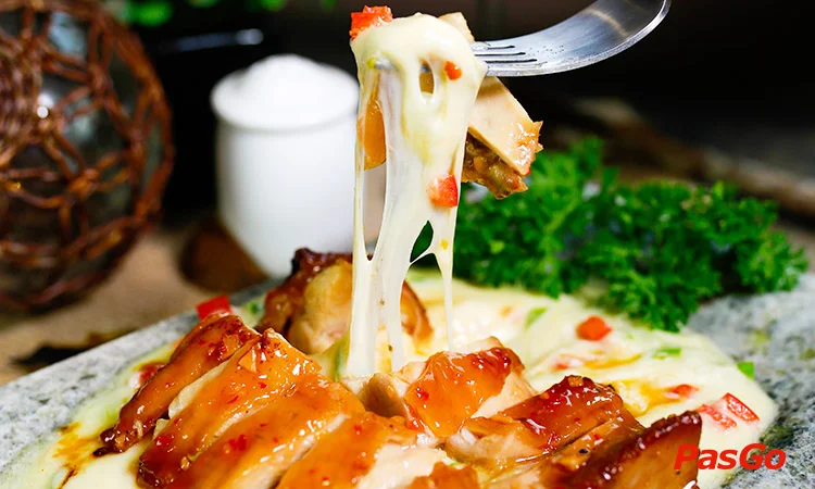 mrox-steak-house-nguyen-van-dau-slide-3