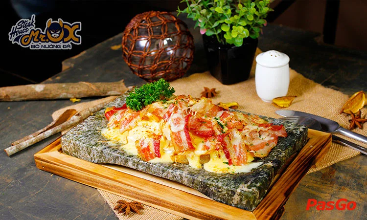 mrox-steak-house-nguyen-van-dau-slide-7