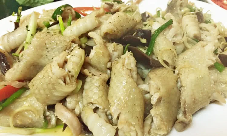 nguyen-van-duc-viet-hung-tinh-hoa-am-thuc-lang-nghe-3