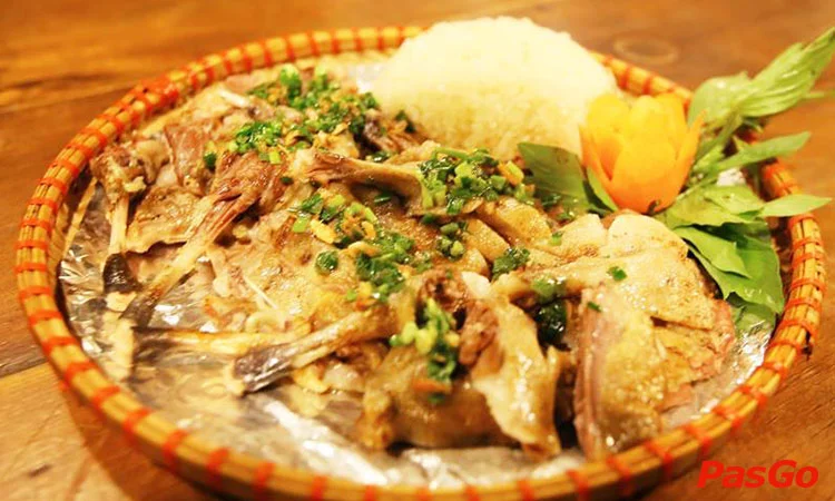 nha-hang-81qt-restaurant-quan-thanh-9