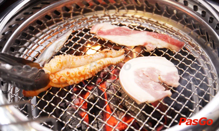 nha-hang-a1-restaurant-kim-dong-slide-3