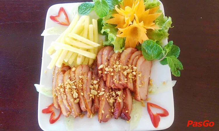 nha-hang-am-thu-va-am-nhac-hoang-tong-me-tri-slide-9