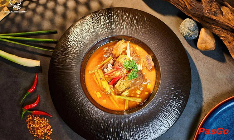 Nhà hàng Ẩm Thực Chay Tuệ Mai Thị Lựu không gian độc đáo chuyên món chay 3