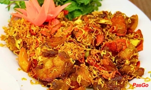 nha-hang-am-thuc-de-cuoi-duong-so-1-6