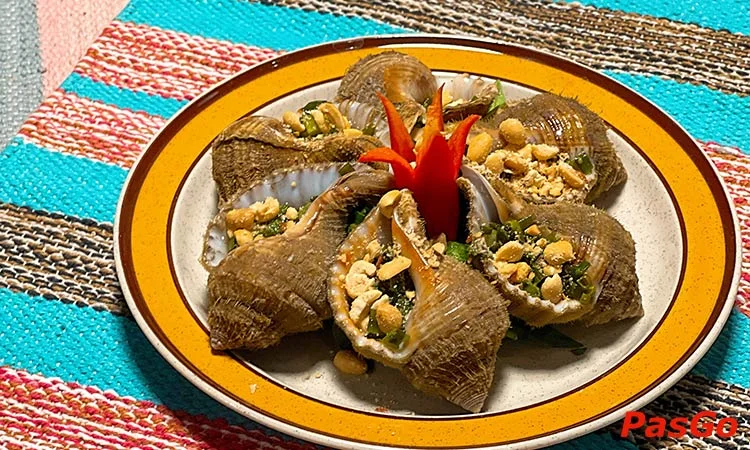 Nhà hàng Bà Cô Lốc Cốc Trần Cao Vân chuyên món ốc 1