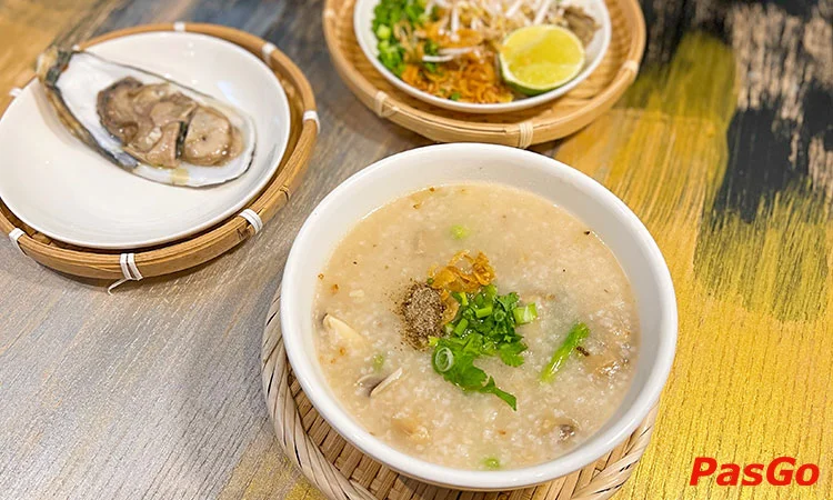 Nhà hàng Bà Cô Lốc Cốc Trần Cao Vân chuyên món ốc 9