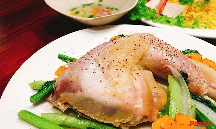 nha-hang-bo-ne-3-ngon-bep-quang-nguyen-van-linh-8