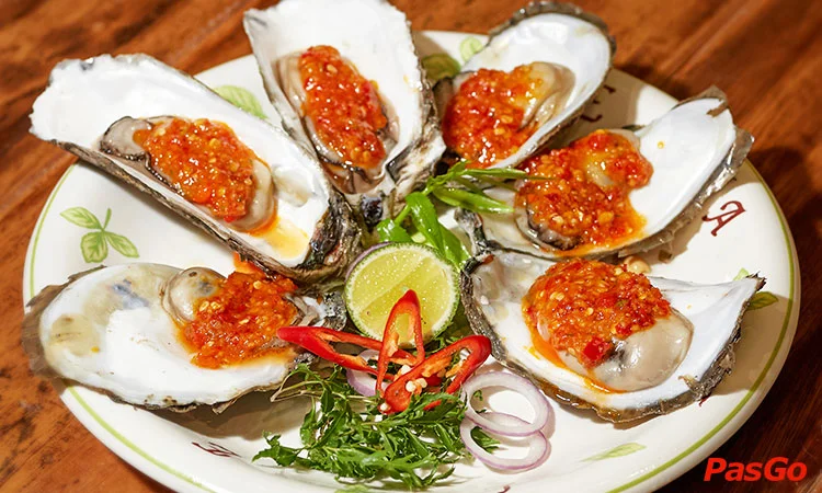 nha-hang-boc-food-&-beer-garden-ung-van-khiem-8
